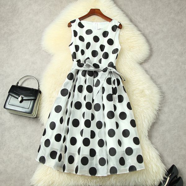 european and american women's wear spring 2022 new sleeveless round neck polka dot print cotton dress with fashionable belt, Black;gray
european and american women's wear spring 2022 new sleeveless round neck polka dot print cotton dress with fashionable belt, Black;gray