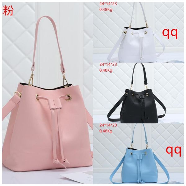 aks designer china women's leather messenger shoulder bag mono women's fashion handbag available in four colors
aks designer china women's leather messenger shoulder bag mono women's fashion handbag available in four colors
