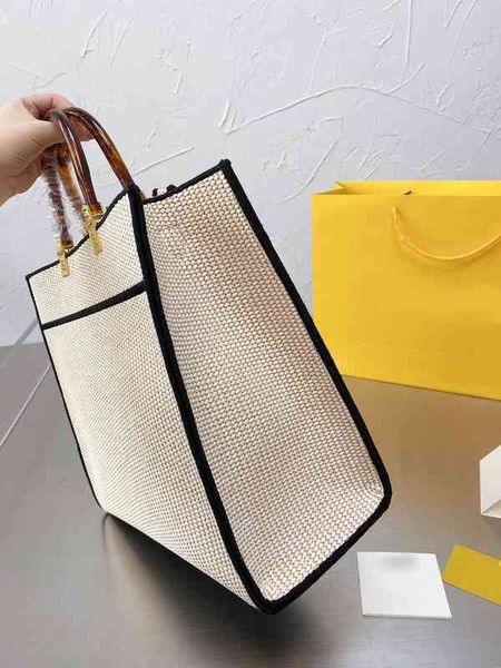women luxurys designers bags tote women luxury brand large capacity shopping handbag shoulder designer crossbody female purses 220303 zhouzh
women luxurys designers bags tote women luxury brand large capacity shopping handbag shoulder designer crossbody female purses 220303 zhouzh