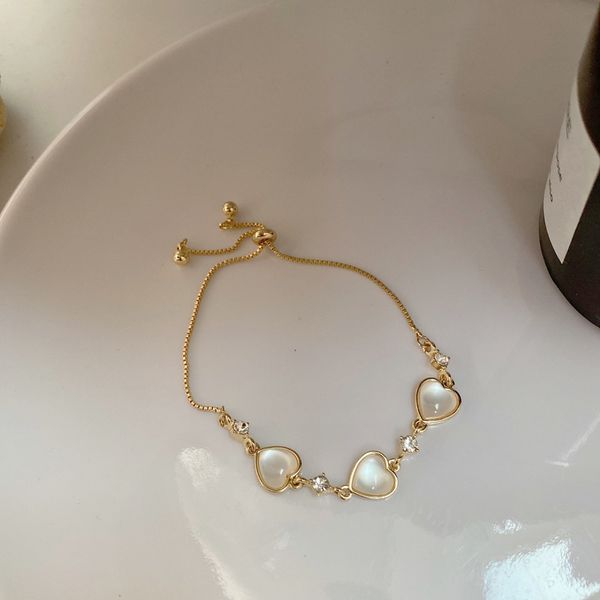 bracelet ins style imitation cat's eye adjustable love bracelet fashion simple sweet metal texture, Golden;silver
bracelet ins style imitation cat's eye adjustable love bracelet fashion simple sweet metal texture, Golden;silver