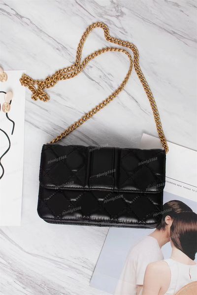 leather flip handbag saddle bag real belt shoulder strap wallet designer bag magnetic metal shoulder bag women's cross shoulder wallets
leather flip handbag saddle bag real belt shoulder strap wallet designer bag magnetic metal shoulder bag women's cross shoulder wallets
