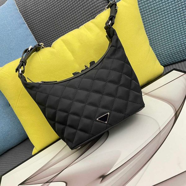 the new listing popular discount shoulder bags cross body bag vintage charm high-quality high capacity luxurious luxury clutch bags
the new listing popular discount shoulder bags cross body bag vintage charm high-quality high capacity luxurious luxury clutch bags