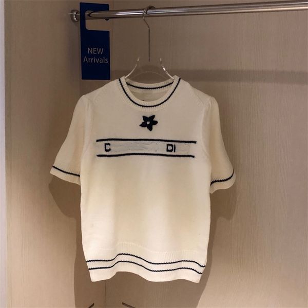 summer explosion early autumn new letter lucky star jacquard half sweater bubble sleeve women's top, White
summer explosion early autumn new letter lucky star jacquard half sweater bubble sleeve women's top, White