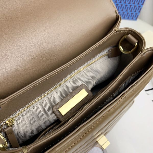 diagonal stripe decoration crossbody bags ladies handbag shoulder bag fashion bags versatile style five colors to choose, Black;red
diagonal stripe decoration crossbody bags ladies handbag shoulder bag fashion bags versatile style five colors to choose, Black;red