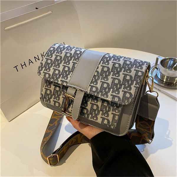 2022 new embroidery evening bags women crossbody bag canvas handbags purses lady tote bags coin purs
2022 new embroidery evening bags women crossbody bag canvas handbags purses lady tote bags coin purs