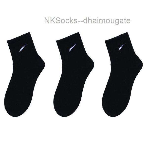 men's classic fashion socks gift box stockings hook brand black white gray medium tube sports cotton sweat absorbing sock men women lux
men's classic fashion socks gift box stockings hook brand black white gray medium tube sports cotton sweat absorbing sock men women lux
