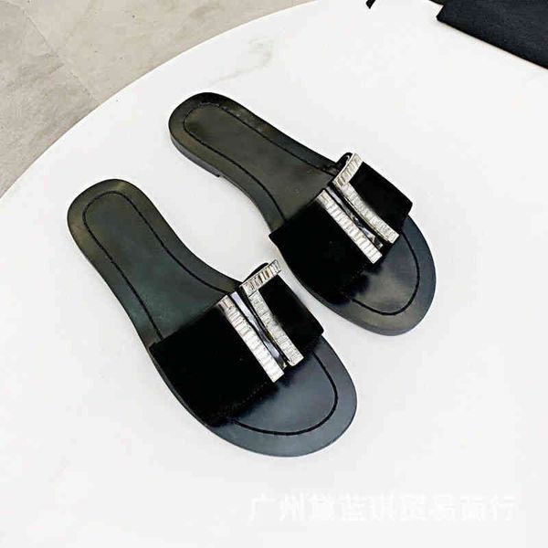 slippers summer leather inlaid metal buckle round head open toe one-line simple and versatile casual slippers women's shoes, Black
slippers summer leather inlaid metal buckle round head open toe one-line simple and versatile casual slippers women's shoes, Black
