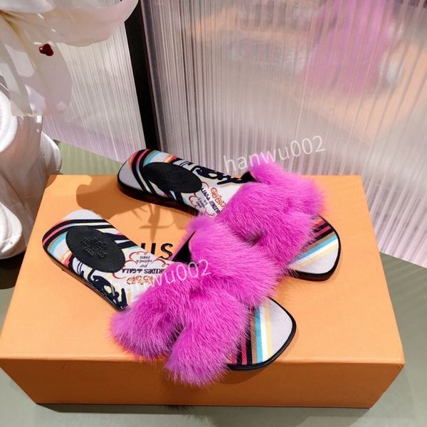 2022 women mink slippers warm cotton slippers fashion ladies flat minks fur slipper shoes, Black
2022 women mink slippers warm cotton slippers fashion ladies flat minks fur slipper shoes, Black