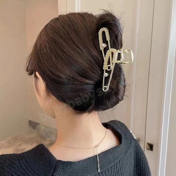 hairpin headgear pearl rhinestone clamps grab clip female korean elegant temperament large back head hair clip, Slivery;white
hairpin headgear pearl rhinestone clamps grab clip female korean elegant temperament large back head hair clip, Slivery;white