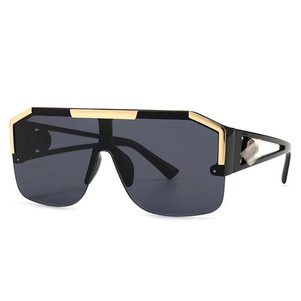 sunglasses large frame onepiece medusa female fashion box cats eye, White;black
sunglasses large frame onepiece medusa female fashion box cats eye, White;black