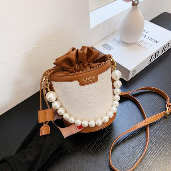 pu leather women luxury designer handbags girls shopper fashion vintage embossed pearl chain cute bucket bags shoulder bags
pu leather women luxury designer handbags girls shopper fashion vintage embossed pearl chain cute bucket bags shoulder bags