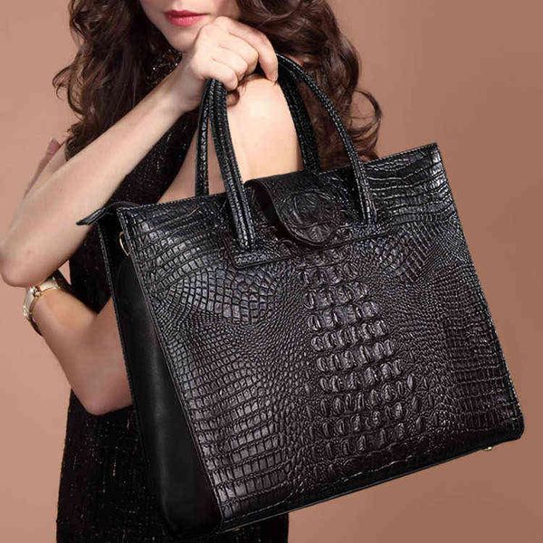 handbag crocodile women's bag 2022 new fashion trend leather one shoulder 0722
handbag crocodile women's bag 2022 new fashion trend leather one shoulder 0722