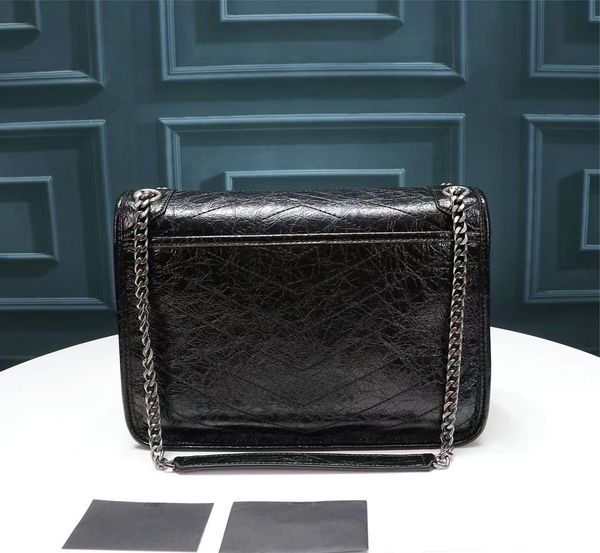 wrinkled pattern oil wax leather female shoulder zipper messenger bag luxury designer
wrinkled pattern oil wax leather female shoulder zipper messenger bag luxury designer