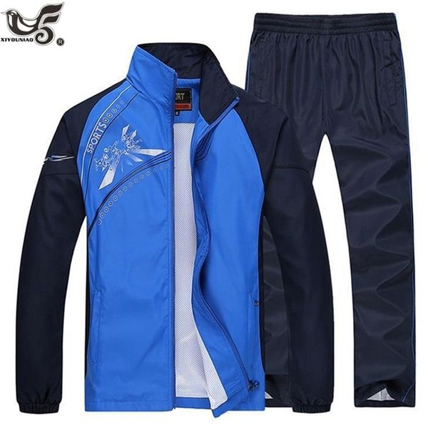 plus size l 5xl mens sportsuits spring autumn hoodies sweatshirts men printed tracksuits mens sportwear set clothing 220719, Gray
plus size l 5xl mens sportsuits spring autumn hoodies sweatshirts men printed tracksuits mens sportwear set clothing 220719, Gray