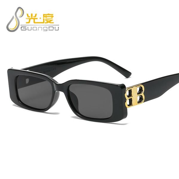 sunglasses fashion small rectangle bb logo women men 2022 brand design ladies skinny outdoor shopping shade retro, White;black
sunglasses fashion small rectangle bb logo women men 2022 brand design ladies skinny outdoor shopping shade retro, White;black