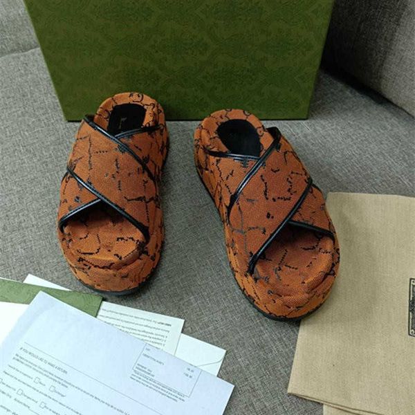 slippers 2023 designer blade fashion womens slippers sandals special fabric material embroidery trademark luxury atmosphere elegant us, Black
slippers 2023 designer blade fashion womens slippers sandals special fabric material embroidery trademark luxury atmosphere elegant us, Black