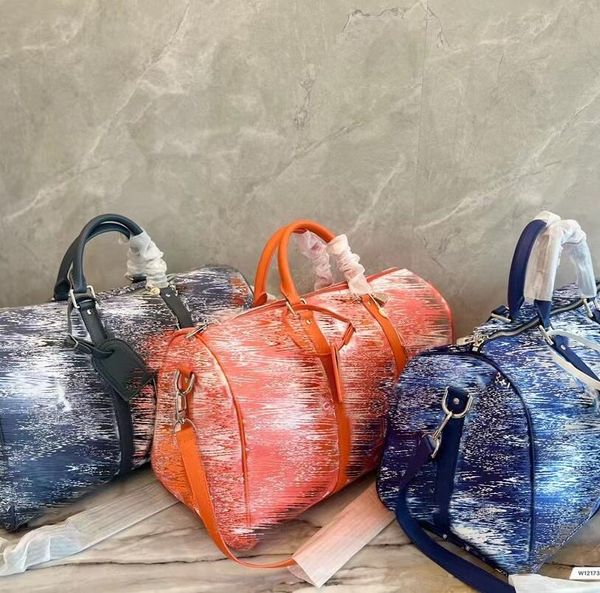 fashion rendering printing duffle bags leather large capacity handbags men gentleman commerce travelling bag women's handbag shoulder c
fashion rendering printing duffle bags leather large capacity handbags men gentleman commerce travelling bag women's handbag shoulder c