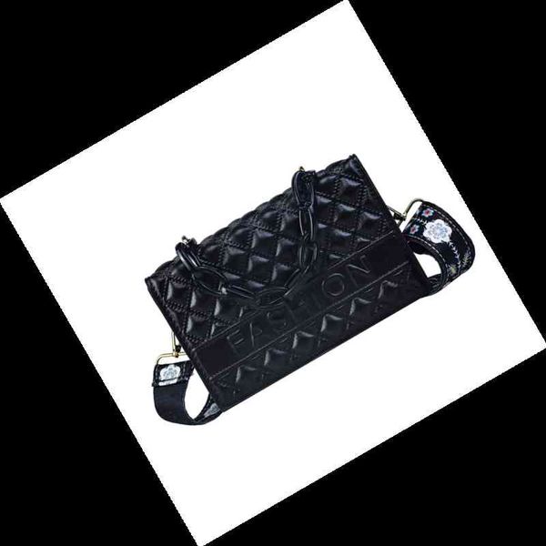 designer handbags bag women's spring and summer 2022 new ins high-grade diagonal straddle bag niche design fashion lingge portable shou
designer handbags bag women's spring and summer 2022 new ins high-grade diagonal straddle bag niche design fashion lingge portable shou