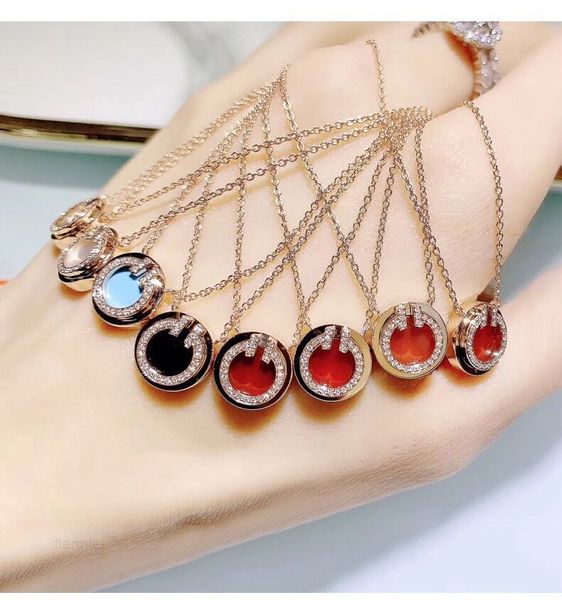 3en7 american fashion blue gift box light luxury jewelry pendant necklace, Black
3en7 american fashion blue gift box light luxury jewelry pendant necklace, Black