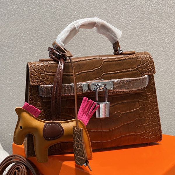 multi pochette large capacity real leather bag women luxurys designers bags 2022 handbags purses tote 19 handbag flap zhouzhoubao123 63gi
multi pochette large capacity real leather bag women luxurys designers bags 2022 handbags purses tote 19 handbag flap zhouzhoubao123 63gi