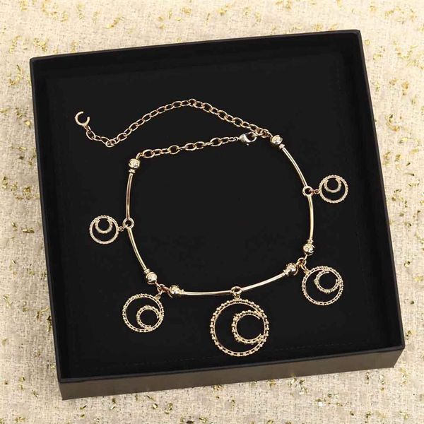 2022 charm pendant with 5 pcs round shape in 18k gold plated for women wedding jewelry gift have box stamp ps7287265w, Golden
2022 charm pendant with 5 pcs round shape in 18k gold plated for women wedding jewelry gift have box stamp ps7287265w, Golden