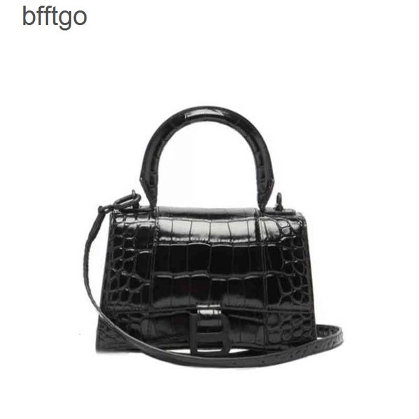 luxurys balencaigass fashion handbags home b hourglass 2022 versatile leather net red mini crocodiless single women's bag shoulder cros
luxurys balencaigass fashion handbags home b hourglass 2022 versatile leather net red mini crocodiless single women's bag shoulder cros