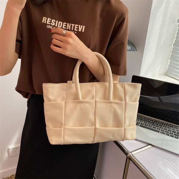 casual fashion one-shoulder messenger bag women's new trend canvas bag large capacity all-match handbag, Black
casual fashion one-shoulder messenger bag women's new trend canvas bag large capacity all-match handbag, Black
