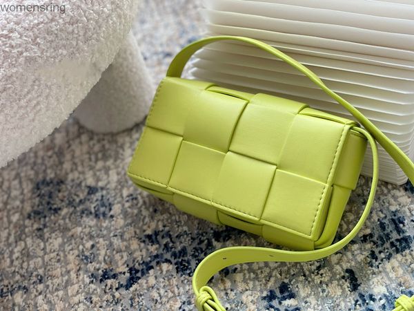 2021 cassette women's and men's handbags messenger bag luxury designer nylon fashion shopping wallet original cases card bag
2021 cassette women's and men's handbags messenger bag luxury designer nylon fashion shopping wallet original cases card bag