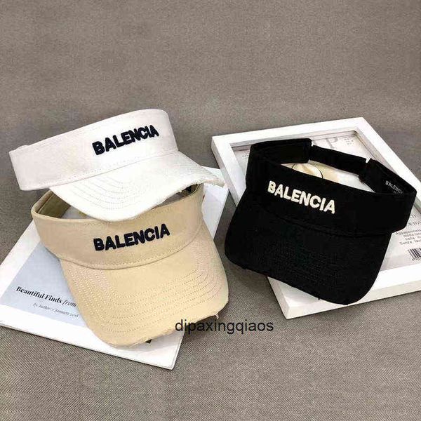 designer ball caps balencaigass letter printed fashion b house empty hat women's summer sunshade embroidered sunscreen hat women's, Blue;gray
designer ball caps balencaigass letter printed fashion b house empty hat women's summer sunshade embroidered sunscreen hat women's, Blue;gray