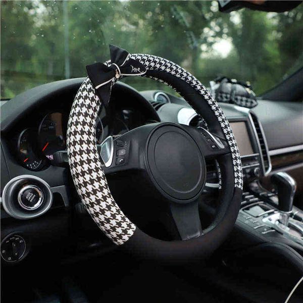 1pc houndstooth cotton handlebar steering wheel cover car steering covers universal 38cm for women safety belt bow shoulder sleeve y220422
1pc houndstooth cotton handlebar steering wheel cover car steering covers universal 38cm for women safety belt bow shoulder sleeve y220422