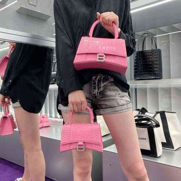 designer female balencaigass bags hourglas 2022 spring and summer new fashion versatile b home croc nd47 ymnz
designer female balencaigass bags hourglas 2022 spring and summer new fashion versatile b home croc nd47 ymnz