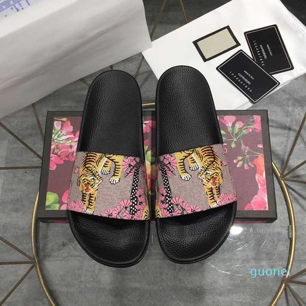 double letter designer slides mens women slippers summer sandals beach slide flat platform ladies sandali bathroom home shoes flip flops 000, Black
double letter designer slides mens women slippers summer sandals beach slide flat platform ladies sandali bathroom home shoes flip flops 000, Black