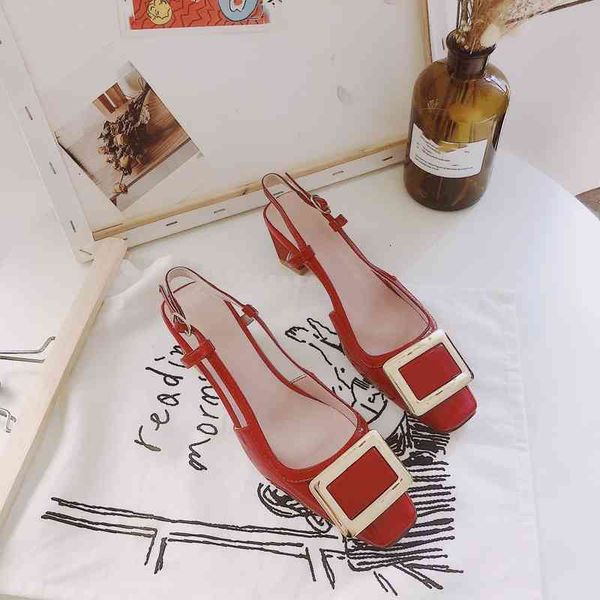 slippers summer rv metal square buckle color matching single shoes cow patent leather head rear air heel sandals baotou women's, Black
slippers summer rv metal square buckle color matching single shoes cow patent leather head rear air heel sandals baotou women's, Black
