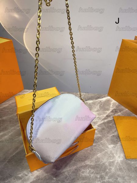m59944 pochette cosmetique pouch sunrise pastel makeup case 22ss spring in the city purse designer luxurys fashion wallet
m59944 pochette cosmetique pouch sunrise pastel makeup case 22ss spring in the city purse designer luxurys fashion wallet