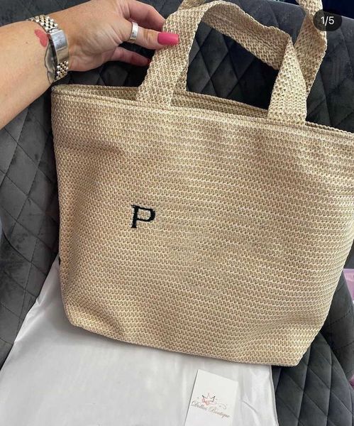 2022 women's designer handbag straw woven tote clutch shoulder hand bag purse summer fashion handmade foldable beach tarvel case sports
2022 women's designer handbag straw woven tote clutch shoulder hand bag purse summer fashion handmade foldable beach tarvel case sports