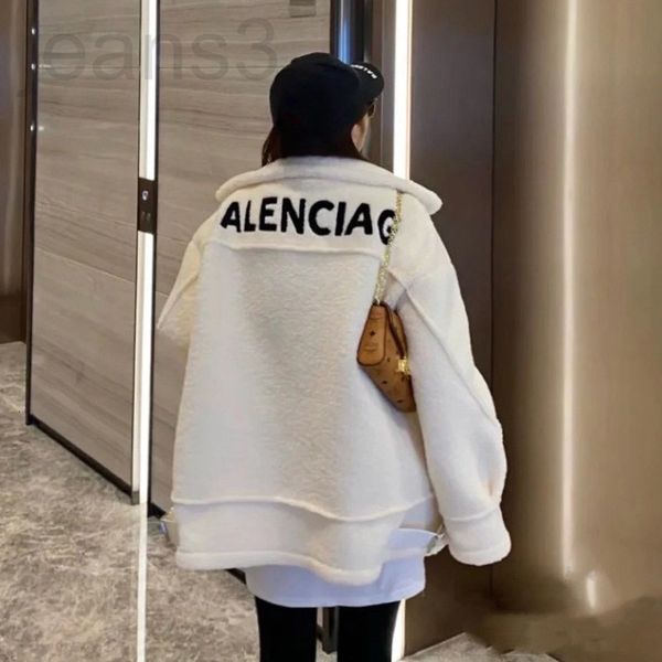 women's trench coats designer bale paris home new back embroidered letter lamb wool motorcycle coat men's jacket aml2, Tan;black
women's trench coats designer bale paris home new back embroidered letter lamb wool motorcycle coat men's jacket aml2, Tan;black