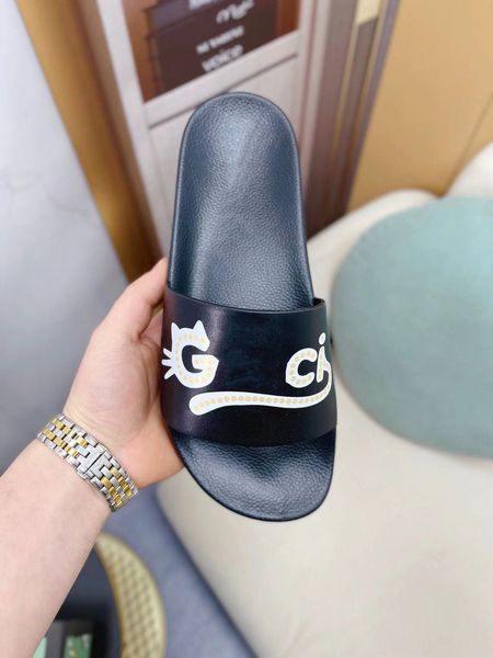 paris fashion mens womens summer rubber sandals slippers beach slide scuffs indoor slippers size 38-45 with box, Black
paris fashion mens womens summer rubber sandals slippers beach slide scuffs indoor slippers size 38-45 with box, Black