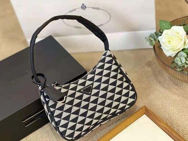 designer shoulder bag women underarm bags canvas tote handbag purse lady shopping purses 2colors luxurys pack fashion pocket
designer shoulder bag women underarm bags canvas tote handbag purse lady shopping purses 2colors luxurys pack fashion pocket