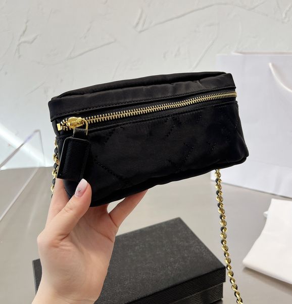 classic fashion bag designer canvas quality fresh simple elegant novel exquisite one shoulder messenger medieval mahjong bag
classic fashion bag designer canvas quality fresh simple elegant novel exquisite one shoulder messenger medieval mahjong bag