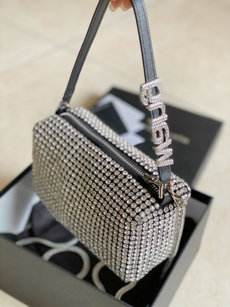 designer bags rhinestone 2022 new fashion net red armpit full of diamond portable messenger female
designer bags rhinestone 2022 new fashion net red armpit full of diamond portable messenger female
