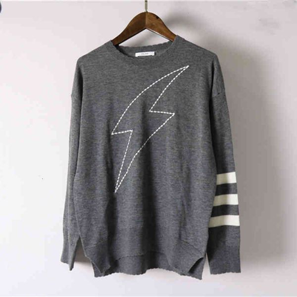 women's sweaters versatile temperament foreign style lightning stripe merino sweater slim thin bottomed, White;black
women's sweaters versatile temperament foreign style lightning stripe merino sweater slim thin bottomed, White;black