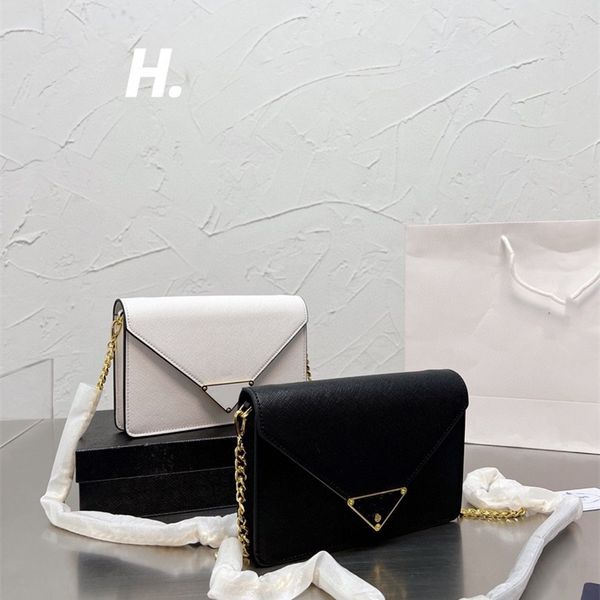 30 off net red new product envelope simple chain small square big triangle dark wind single shoulder oblique span bag
30 off net red new product envelope simple chain small square big triangle dark wind single shoulder oblique span bag