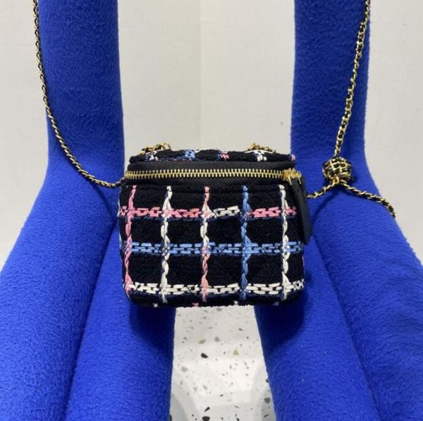 tz 2022 womens tweed colorful quilted vanity box bag with mirror cosmetic case crush ball gold chain crossbody shoulder luxury designer saco
tz 2022 womens tweed colorful quilted vanity box bag with mirror cosmetic case crush ball gold chain crossbody shoulder luxury designer saco
