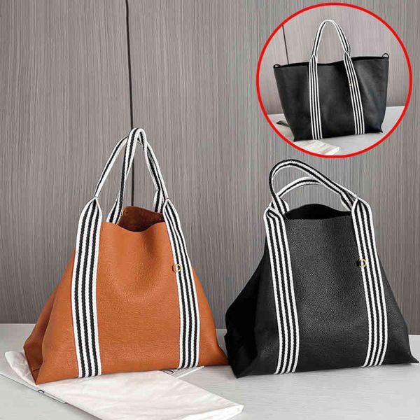 tote bags women shopping handbag striped portable shoulder leather luxury designer crossbody female high capacity mummy bucket 220331
tote bags women shopping handbag striped portable shoulder leather luxury designer crossbody female high capacity mummy bucket 220331