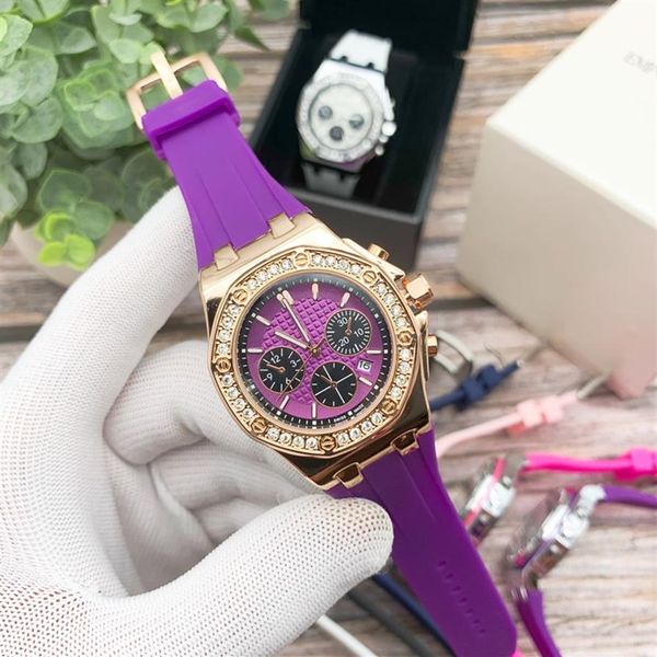 2021 leisure fashion set auger sports watches for men and women leisure fashion tick quartz watch260f, Slivery;brown
2021 leisure fashion set auger sports watches for men and women leisure fashion tick quartz watch260f, Slivery;brown