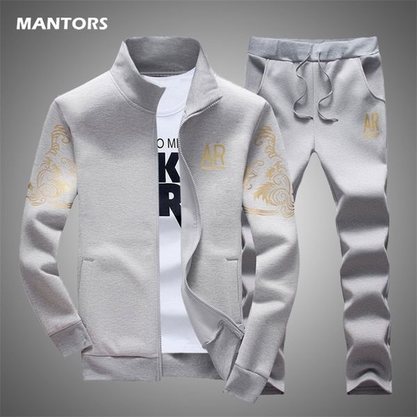 autumn spring mens sets casual printed tracksuit men clothing fashion fleece hoodie pants two pieces sports suit mens 220809, Gray
autumn spring mens sets casual printed tracksuit men clothing fashion fleece hoodie pants two pieces sports suit mens 220809, Gray