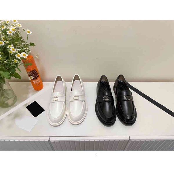 dress shoes xiaoxiang wears lefu shoes with one foot. women's spring and autumn british style thick soled increased 5cm small leather, Black
dress shoes xiaoxiang wears lefu shoes with one foot. women's spring and autumn british style thick soled increased 5cm small leather, Black