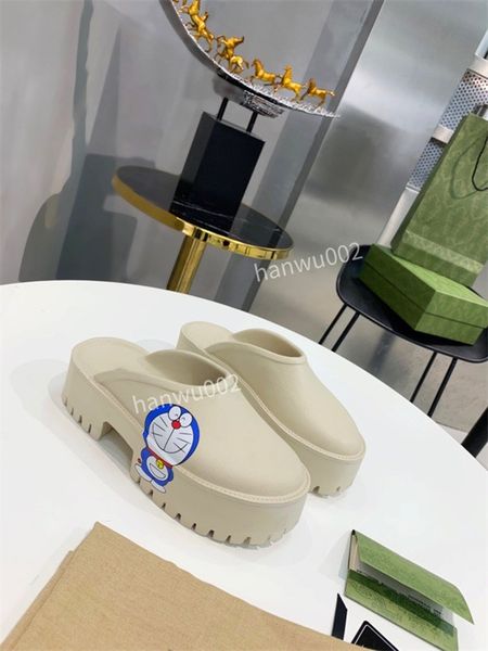 shoes slippers woman classic ladies slippers luxury summer beach cartoon big head designer leather size35-40, Black
shoes slippers woman classic ladies slippers luxury summer beach cartoon big head designer leather size35-40, Black