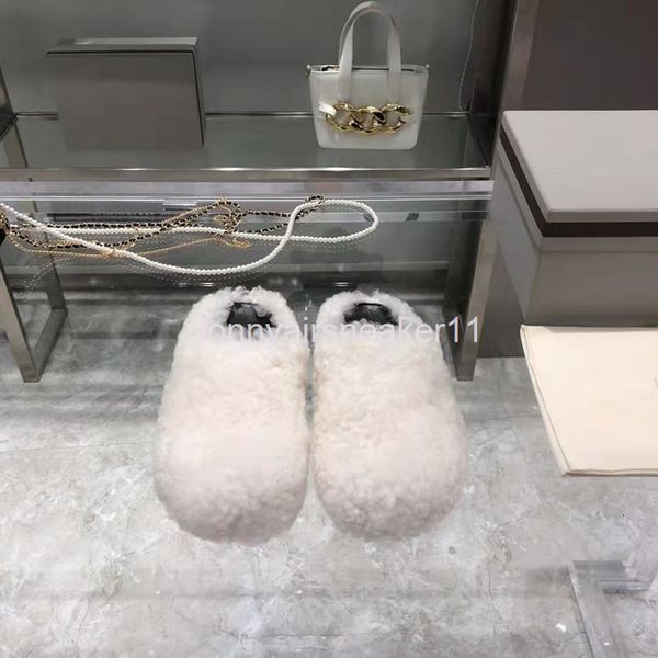 boots autumn and winter wool integrated plush slippers fashionable comfortable leisure slim women's shoes flat bottom, Black
boots autumn and winter wool integrated plush slippers fashionable comfortable leisure slim women's shoes flat bottom, Black