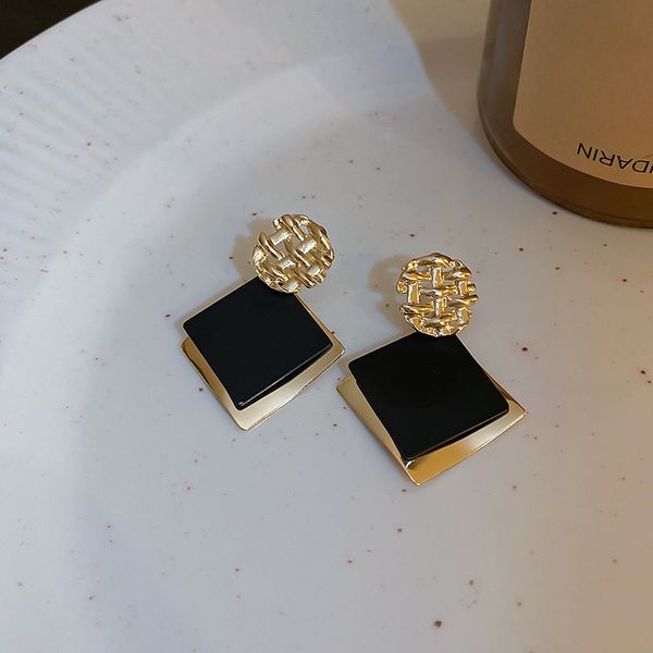 925 silver needle geometric square sequined metal earrings korean ins temperamental earrings graceful personality high-grade eardrop, Golden
925 silver needle geometric square sequined metal earrings korean ins temperamental earrings graceful personality high-grade eardrop, Golden